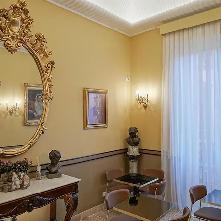 Dimora Donna Elena 4*