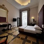 Dimora Donna Elena 4*
