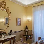 Dimora Donna Elena 4*