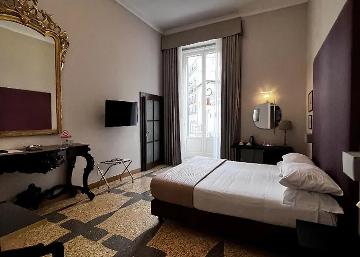 Dimora Donna Elena 4*