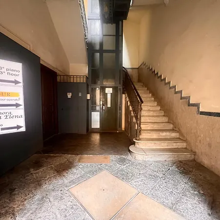 Dimora Donna Elena Bed & Breakfast 4*